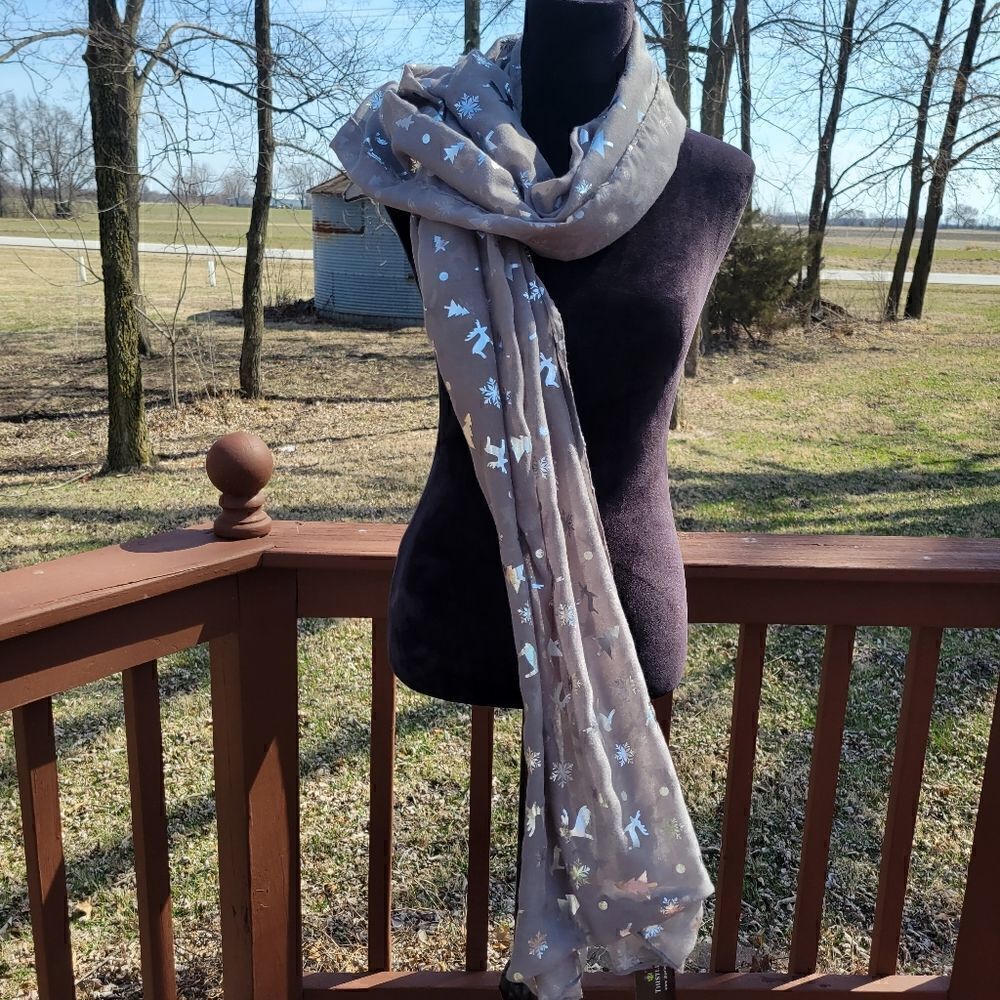NEW Thistle Gem Soft Gray Iridescent Holiday Print Tulle Scarf Size One Size Fit